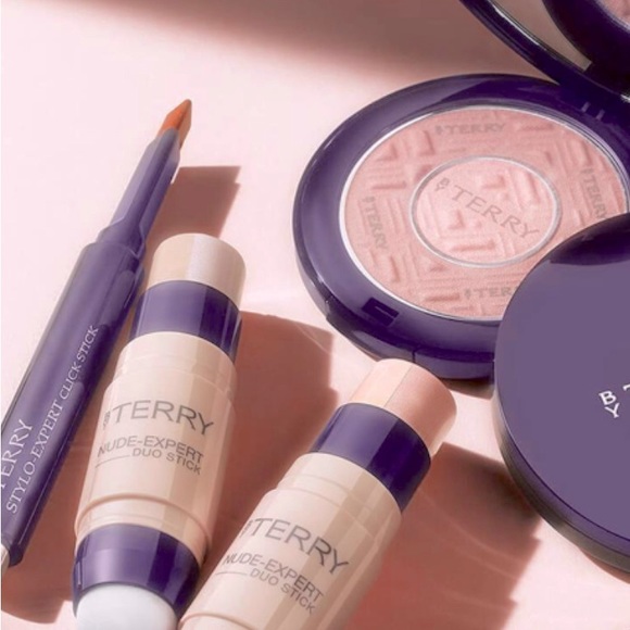 🌟TERRY🌟NUDE-EXPERT DUO STICK ⭐️ 2-In-1 Foundation & Highlighter🌟 - Picture 10 of 10